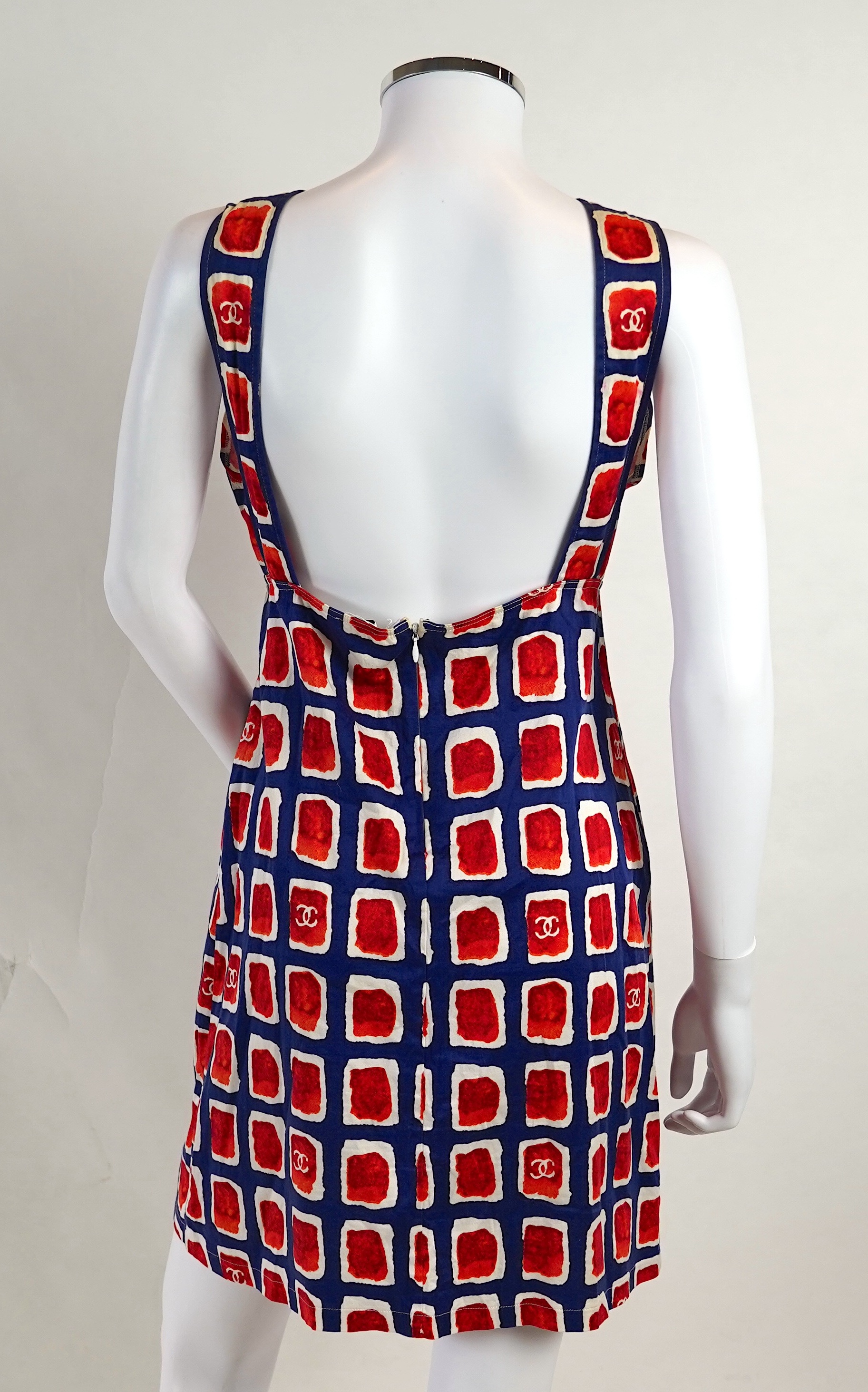 A vintage Chanel summer dress. Size UK 10